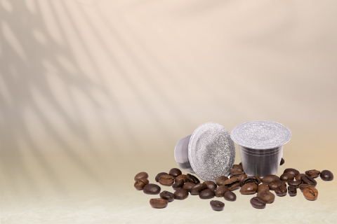 capsula-compatibile-nespresso-nes-presso-capsule-compatibili-plastica-e-alluminio-sistemi-macchina-sistema-macchine-espresso-nespresso-compatibili-compatibile-cialdoro-caffè-caffe-coffe-coffee